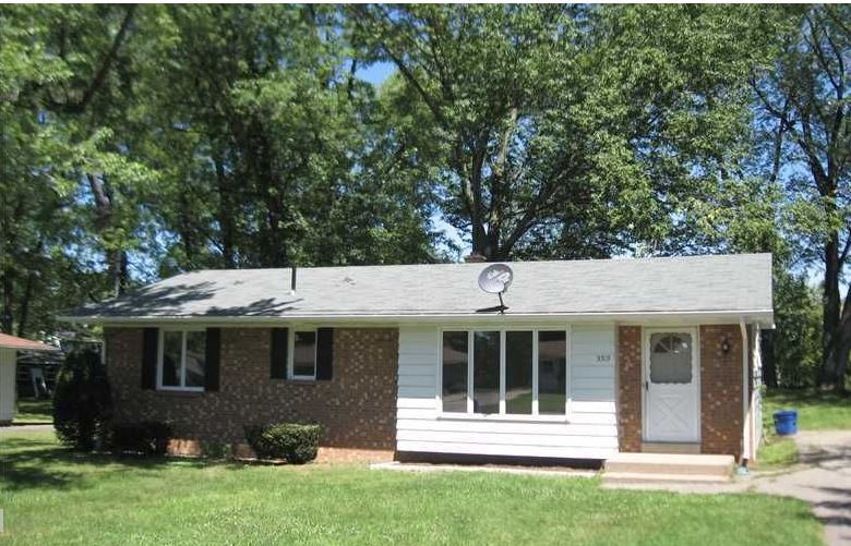 Front - 3313 Amherst Rd