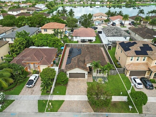 Building Photo - 28302 SW 128th Path