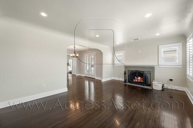 Foto del edificio - Beautiful 3 Bed/2 Bath Home With a Bonus V...
