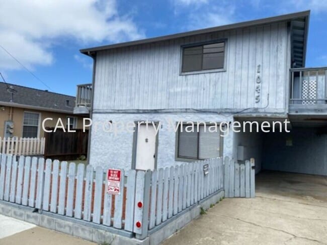 Foto del edificio - Two bedroom apartment in Seaside, CA