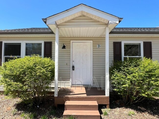 Foto del edificio - 1754 Meadowbrook Terrace