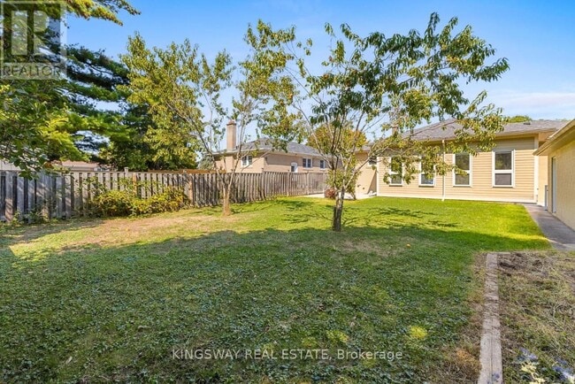 Building Photo - 236 Woodale Ave