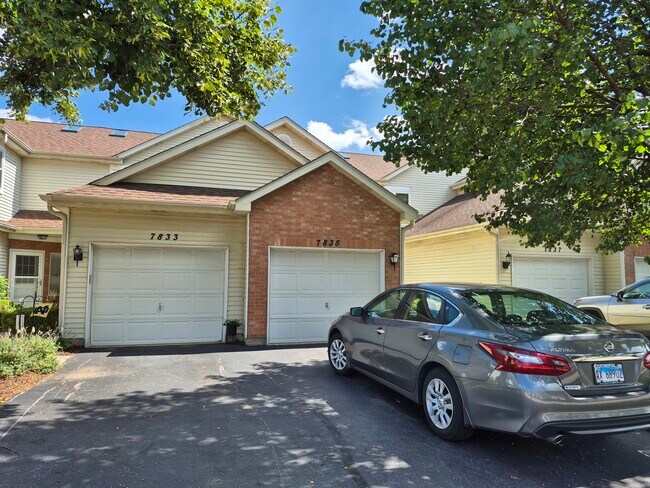 Foto del edificio - 7835 Darien Lakes Dr
