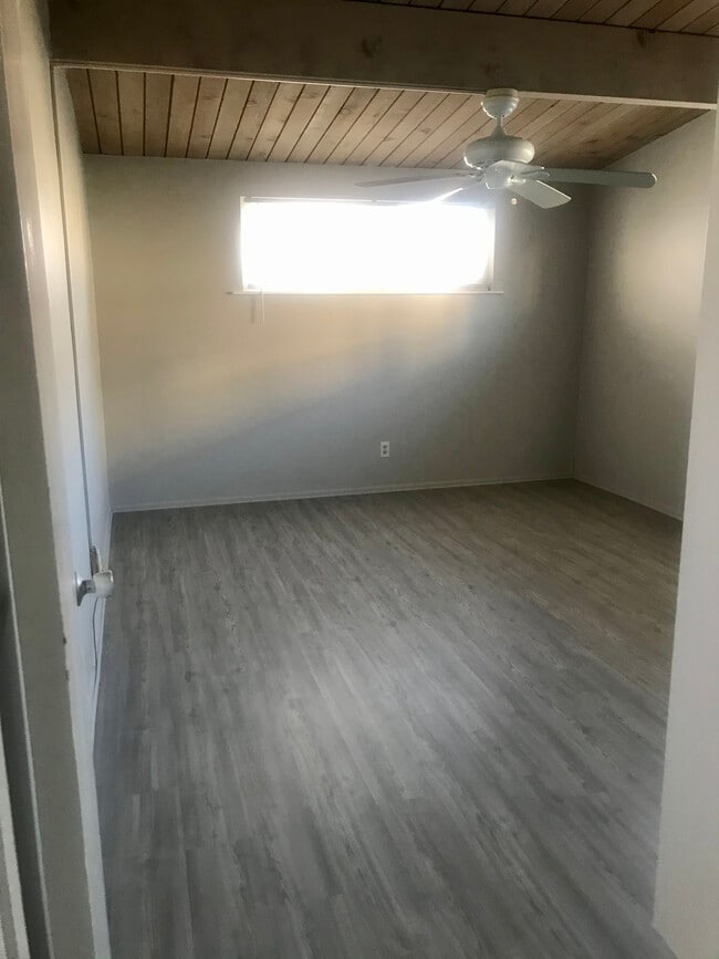 Foto del edificio - 715 Marguerite Ave