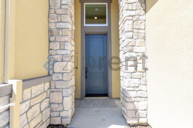 Building Photo - 8420 Mondale Wy