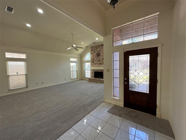 Building Photo - 13823 Jupiter Hills Dr