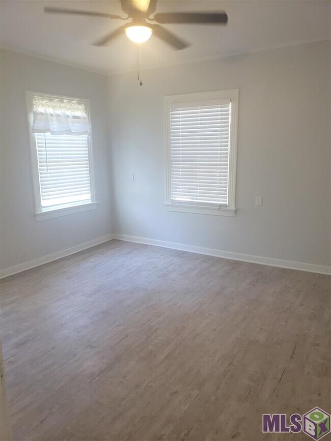 Foto del edificio - 908 E Bayou Narcisse Rd