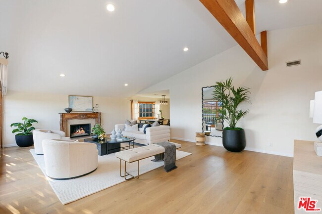 Foto del edificio - 31819 Cottontail Ln