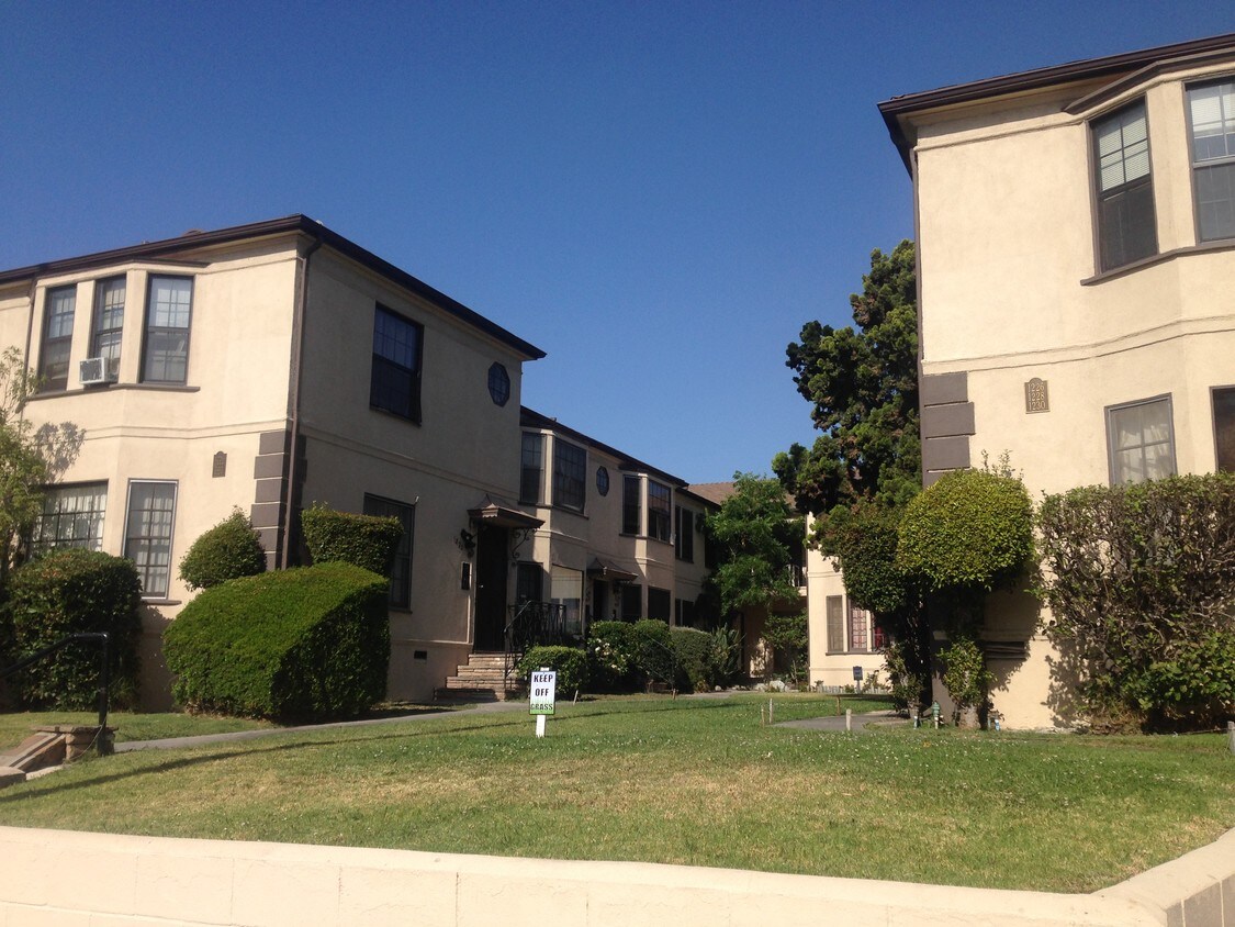 124 Apartments Available for Rent in Koreatown, CA