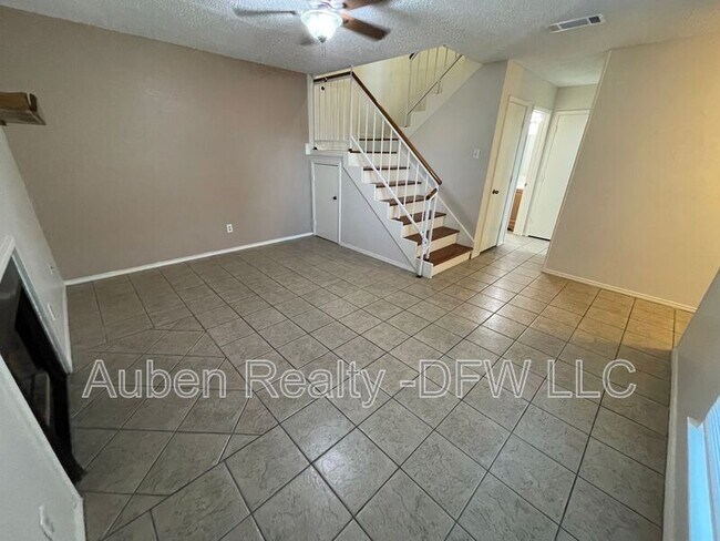 Foto del edificio - 5516 Lewis Ct