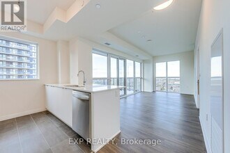 Building Photo - 15 Watergarden Dr