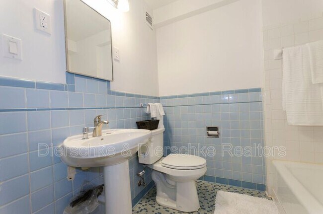 Foto del edificio - 220 N Magdalen St