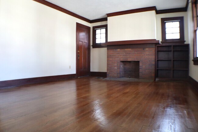 Foto del edificio - 62 Pointview Ave