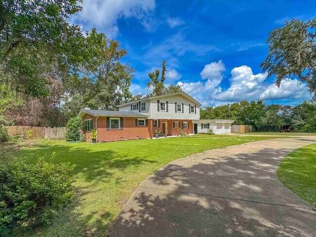 Foto del edificio - 1044 Seminole Dr