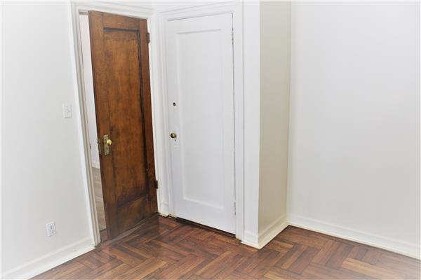 Building Photo - 1140 Saint Marks Ave