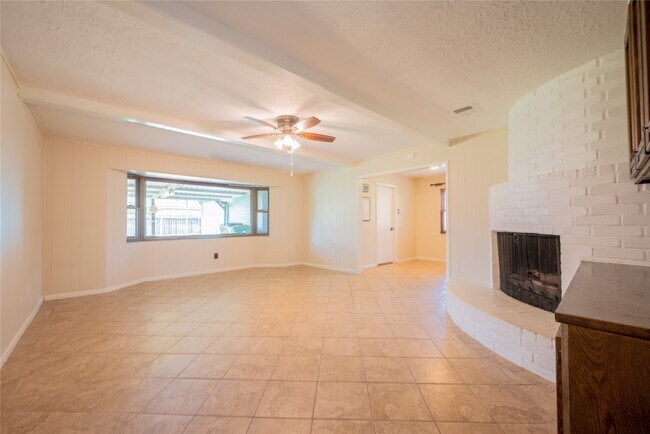 Foto del edificio - 9202 Benning Dr