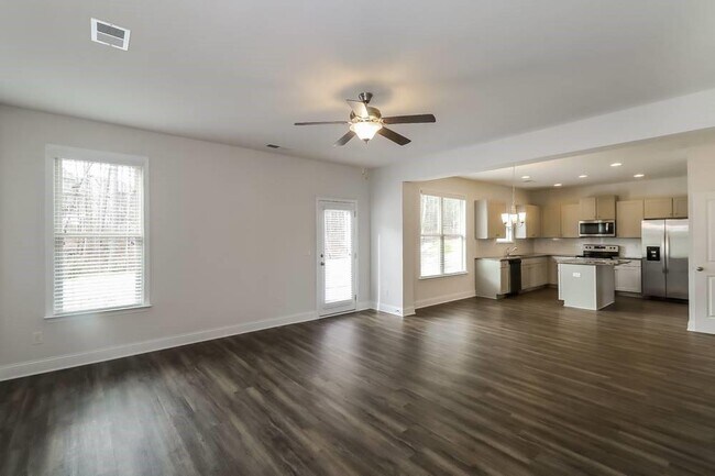 Foto del edificio - 306 Oxbow St