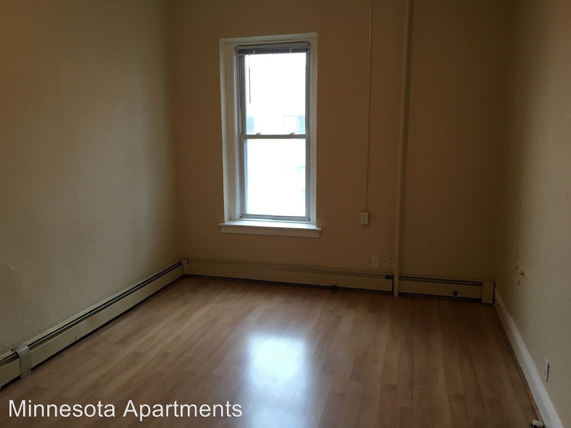 Building Photo - 2745 Nicollet Ave
