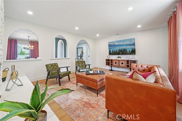 Foto del edificio - 1500 Country Club Dr