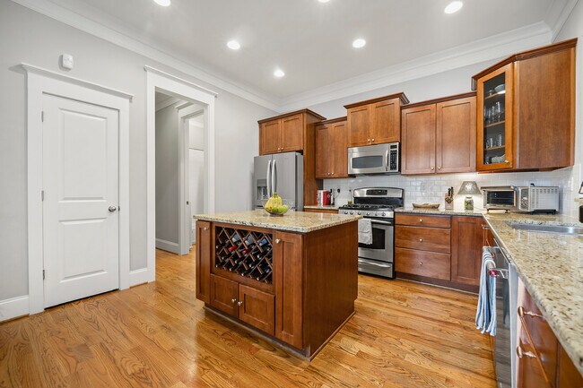 Foto del edificio - 475 Blake Ave SE