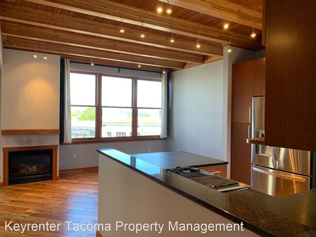 Foto del edificio - 2 br, 2.5 bath House - 619 S Fawcett Ave