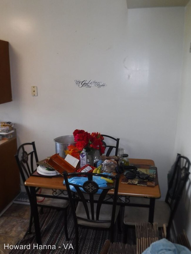 Foto del edificio - 617-619 W 35th St