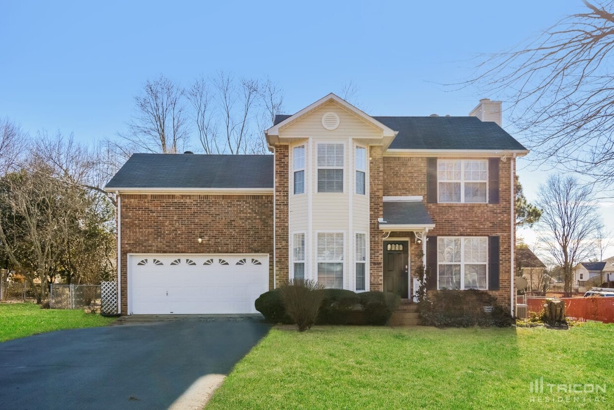 Primary Photo - 1649 Robert Rd