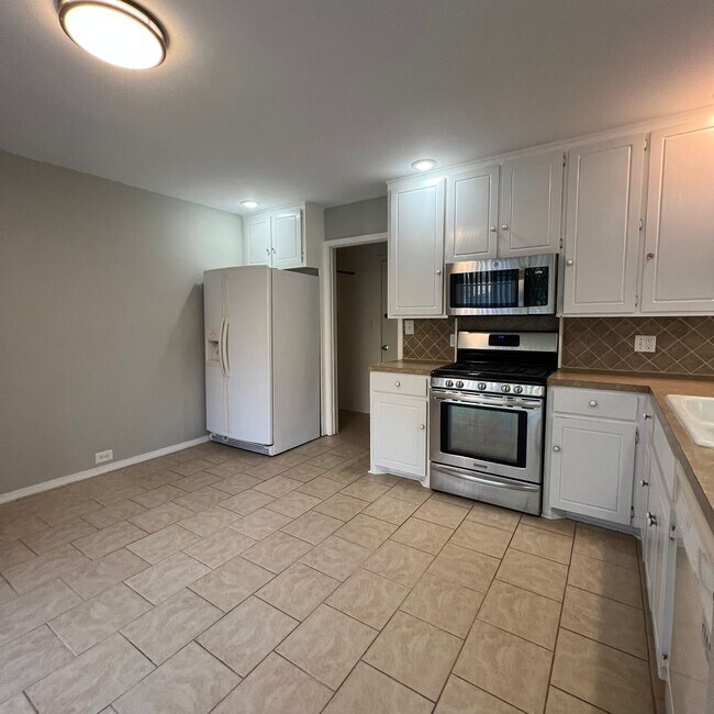 Building Photo - Everything You Need. All Right Here