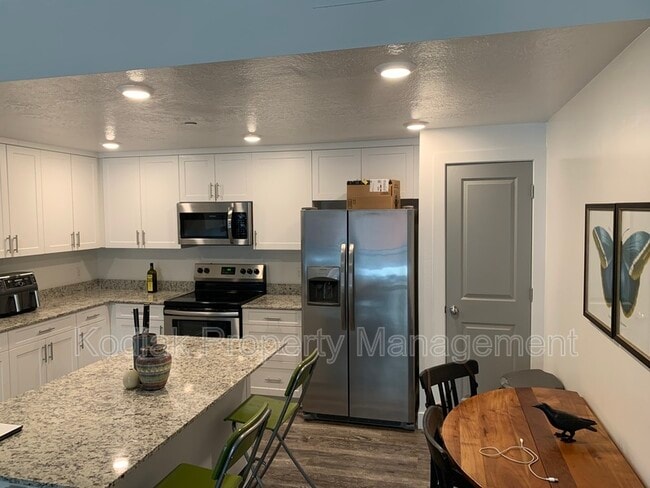 Foto del edificio - 875 Depot St