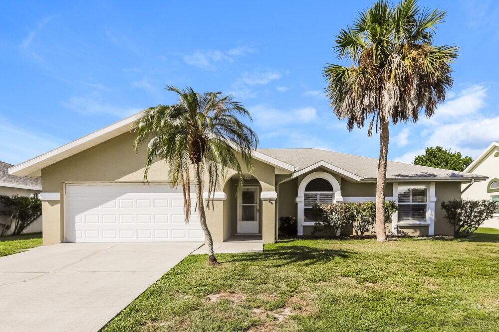 Primary Photo - 6202 65th Ct E