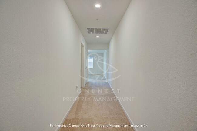 Building Photo - Stunning 3 bedroom 2 bathroom new home