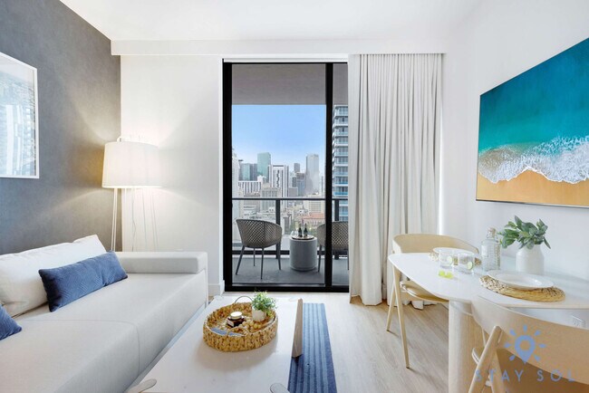 Building Photo - 601 NE 1st Ave