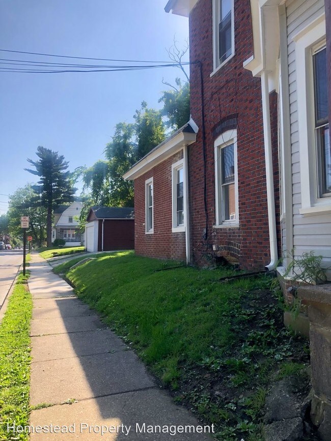 Foto del edificio - 317 Felton Ave