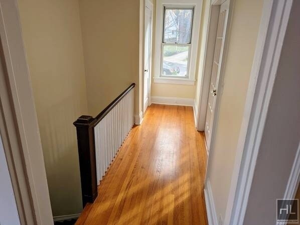Building Photo - 27 Jervis Rd, Yonkers 10705