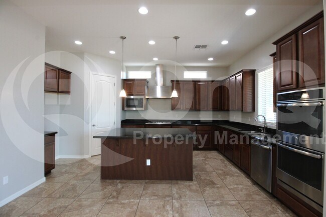Building Photo - 4167 E Glacier Pl