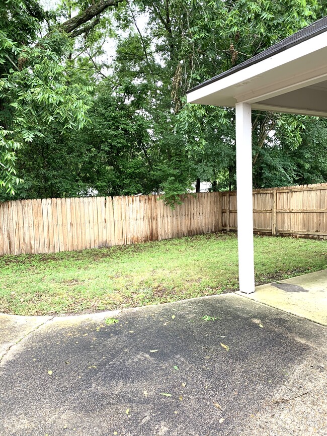 Building Photo - 5629 Arialo Dr