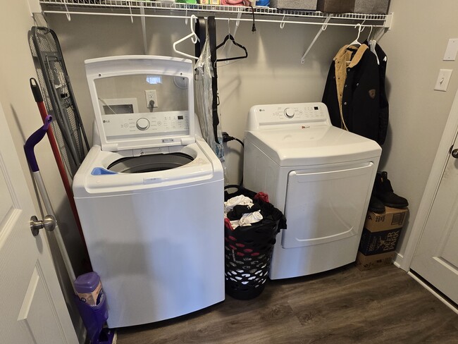 Building Photo - 8483 Scouts Rd