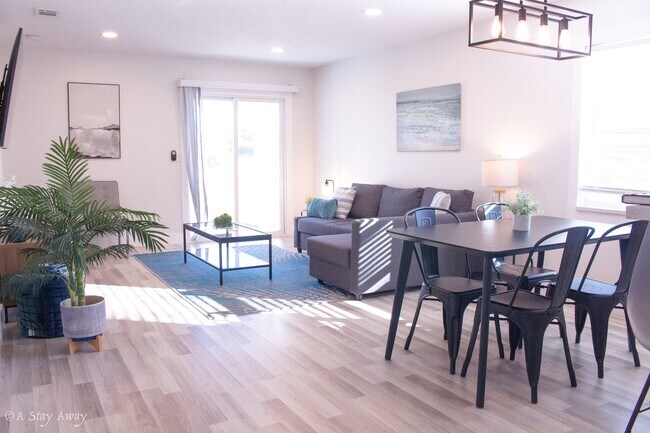 Foto del edificio - 6 Bay Acres Ave