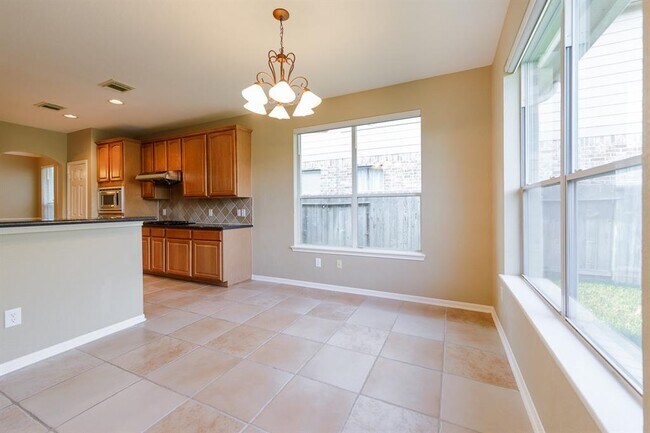 Foto del edificio - 4106 Angel Springs Dr