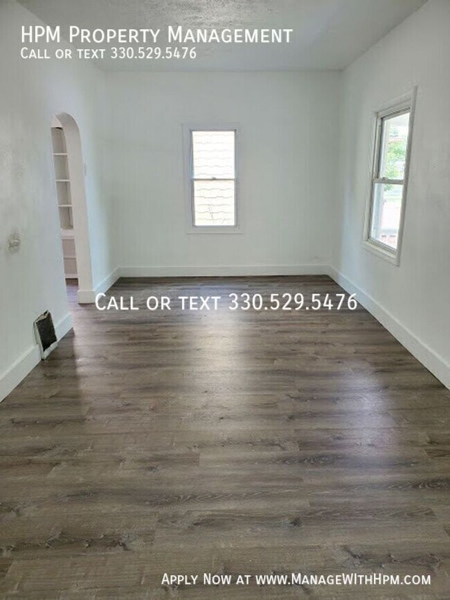Foto del edificio - 394 Stanton Ave