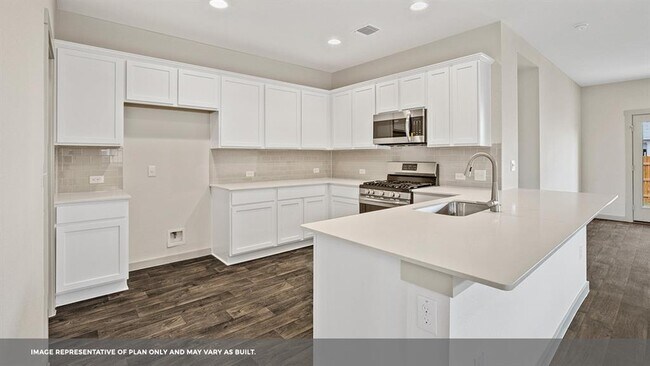 Building Photo - 14105 Cantarra Dr