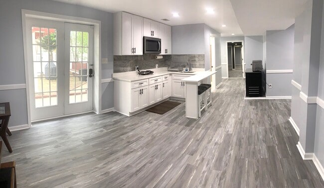 Cocina pequeña - 14717 Calvary Pl