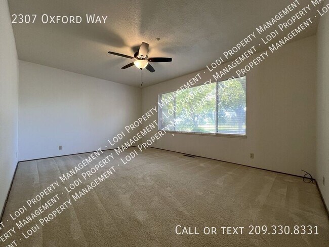 Foto del edificio - 2307 Oxford Way