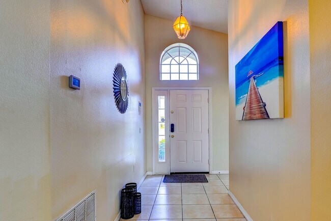 Building Photo - 1008 Prey Ct