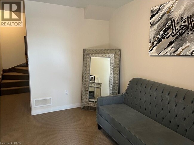 Building Photo - 12 Workman Ln