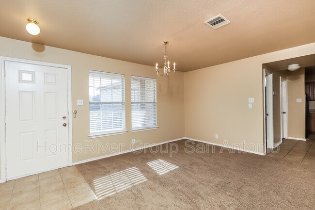 Building Photo - 7810 Eastbrook Farm