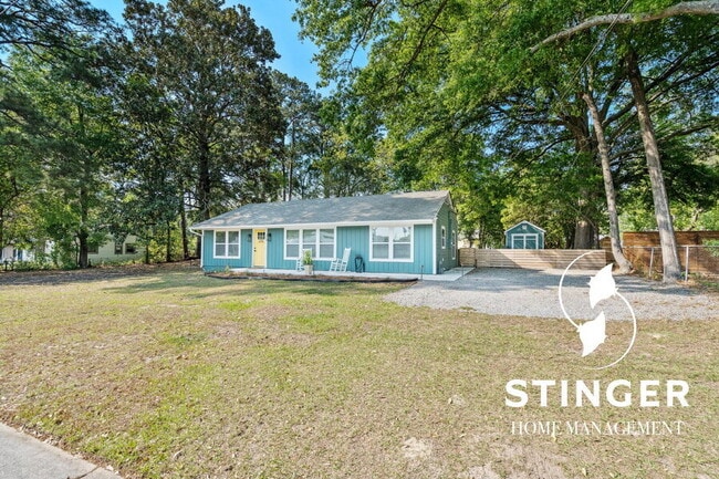 Building Photo - 2705 Jones Ave