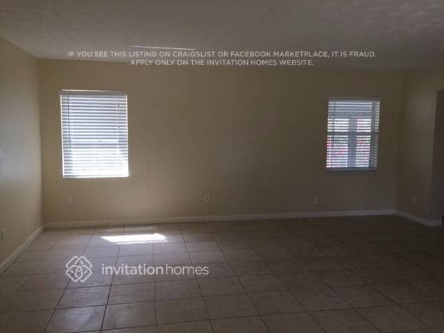 Building Photo - 1305 Viburnum Ln