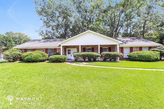 Building Photo - 5010 Meadow Oaks Park Dr