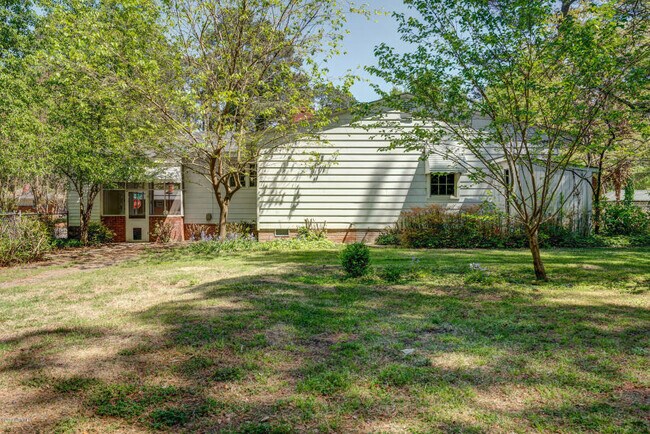 Building Photo - 317 Oakdale rd